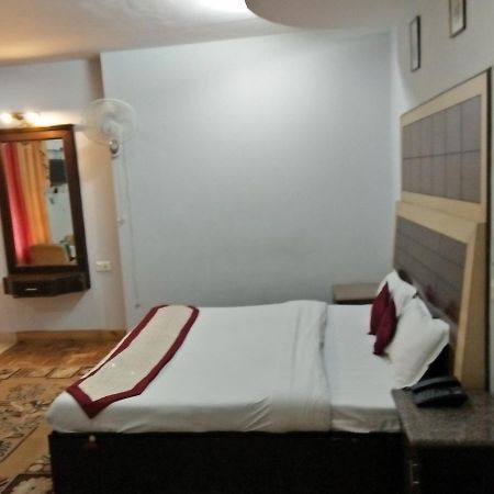 The Shivalik Hotel Manāli Eksteriør billede