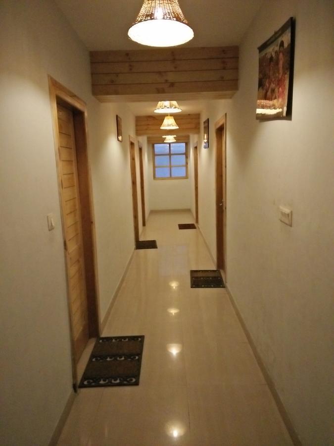 The Shivalik Hotel Manāli Eksteriør billede
