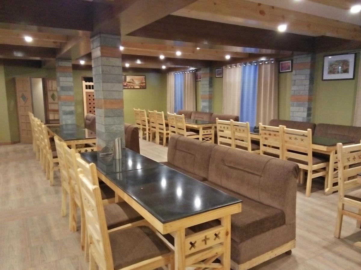 The Shivalik Hotel Manāli Eksteriør billede