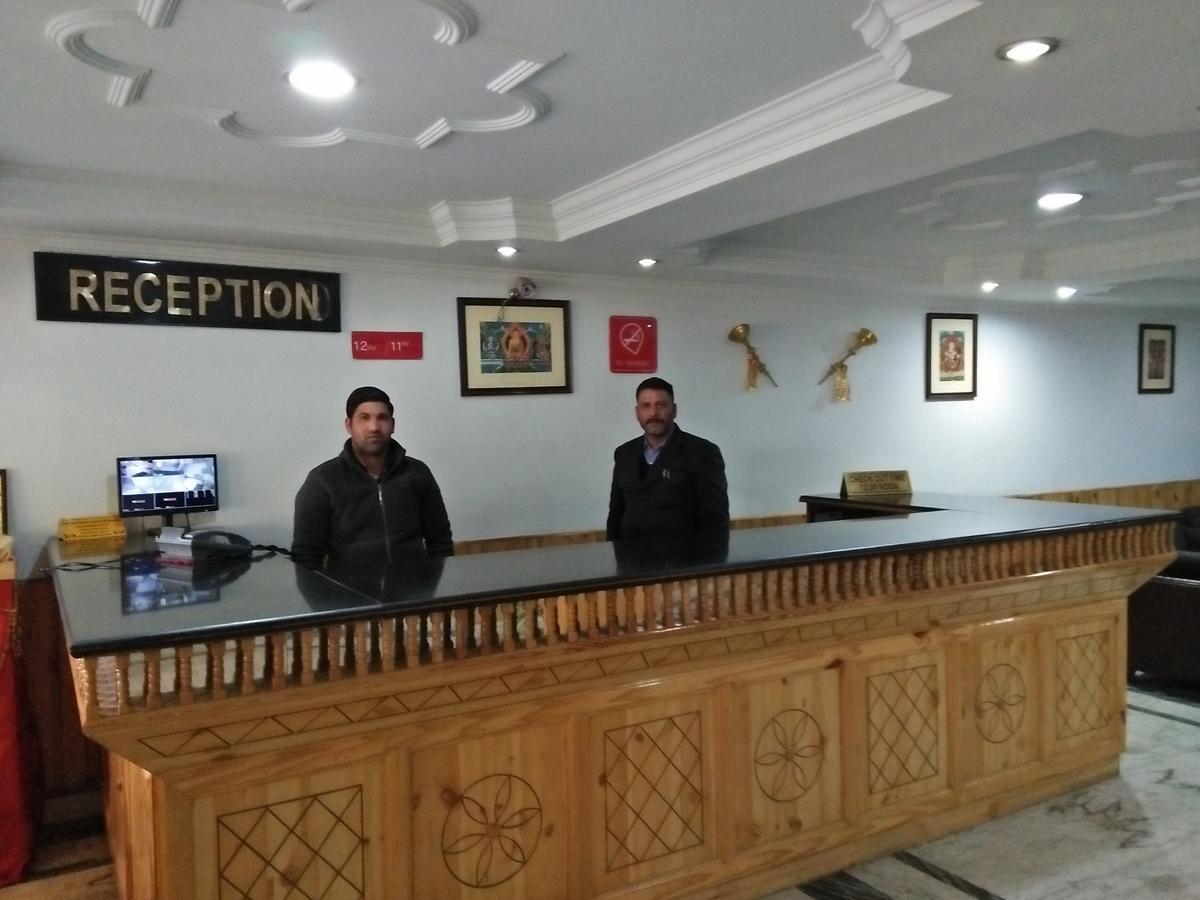 The Shivalik Hotel Manāli Eksteriør billede