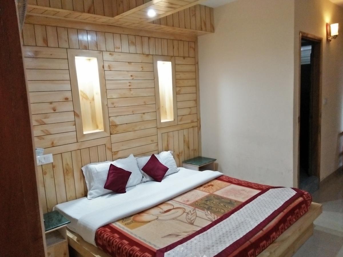 The Shivalik Hotel Manāli Eksteriør billede