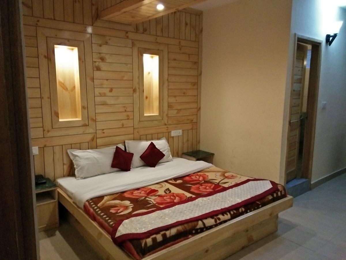 The Shivalik Hotel Manāli Eksteriør billede